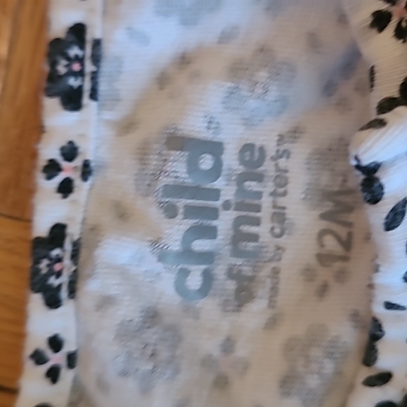 Rococo, Pekkle and Carter Onesies and Sleepers - Picture 5 of 15